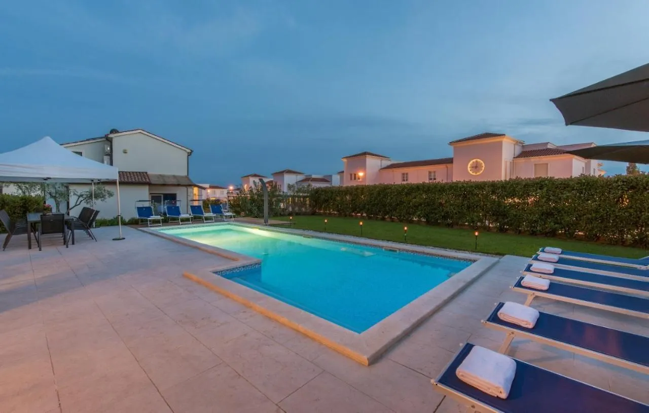 Villa Lory Tar-Vabriga