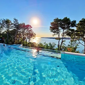 Holiday park Punto Blu Valamar Village, Tar-Vabriga