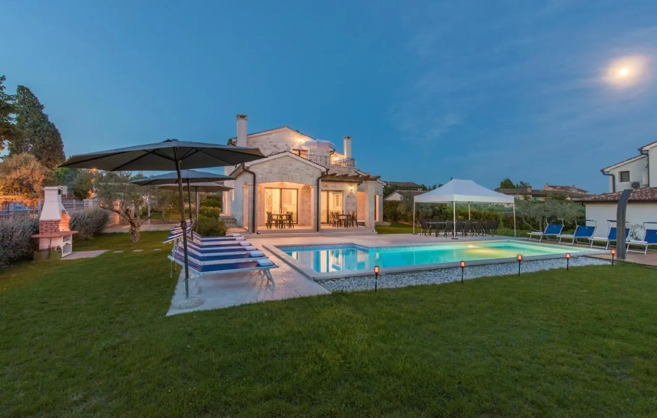 Villa Lory Tar-Vabriga Croatia