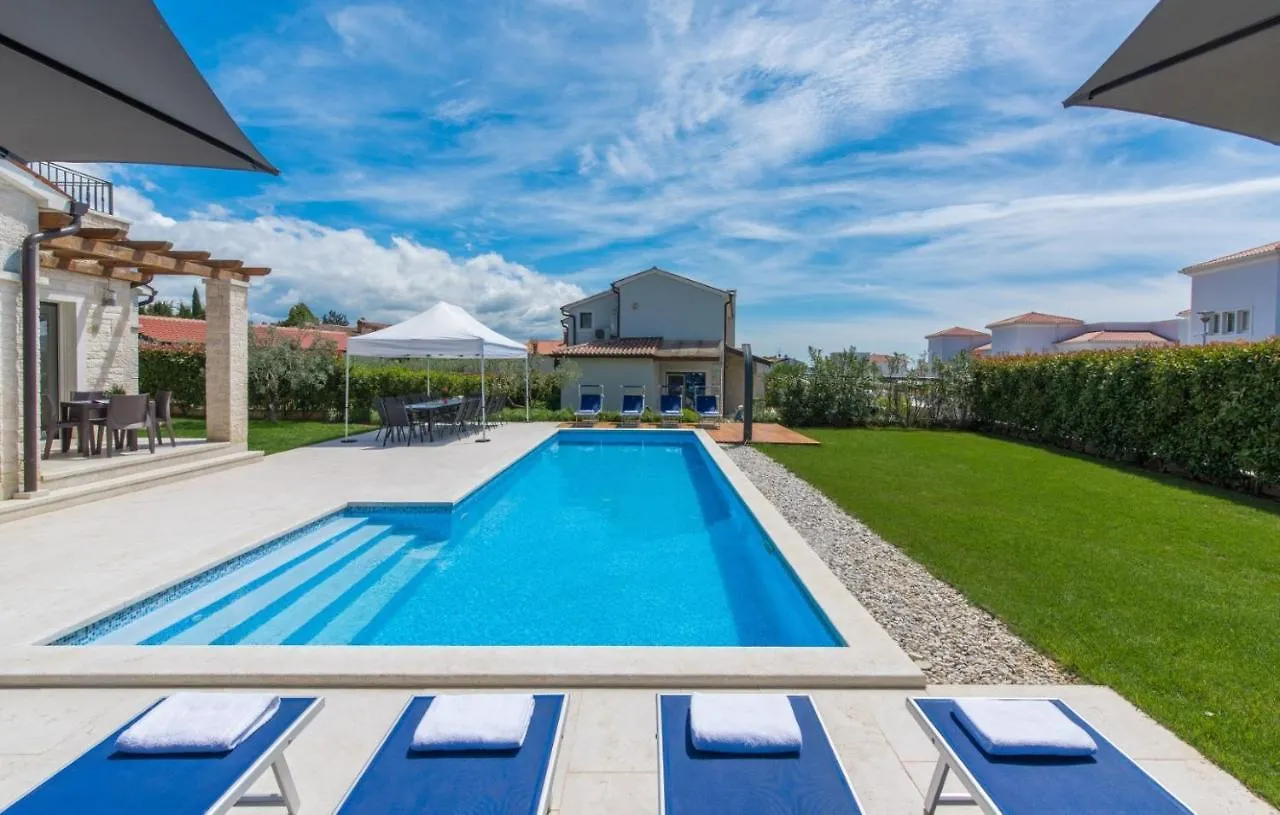 Villa Lory Tar-Vabriga