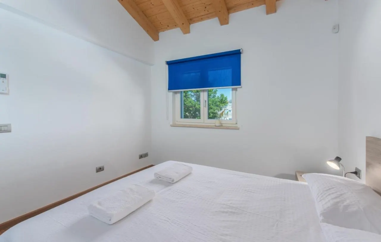 Villa Lory Tar-Vabriga 0*,  Croatia